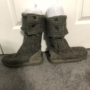 Grey knit Uggs